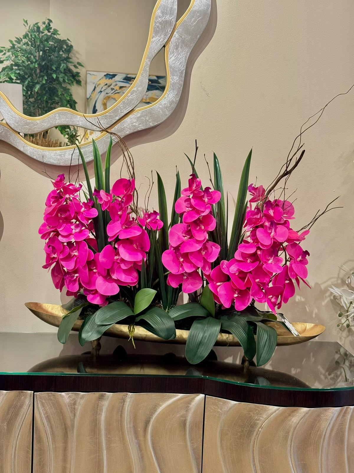 Arreglo Oversize Orquideas Rosadas Base dorada